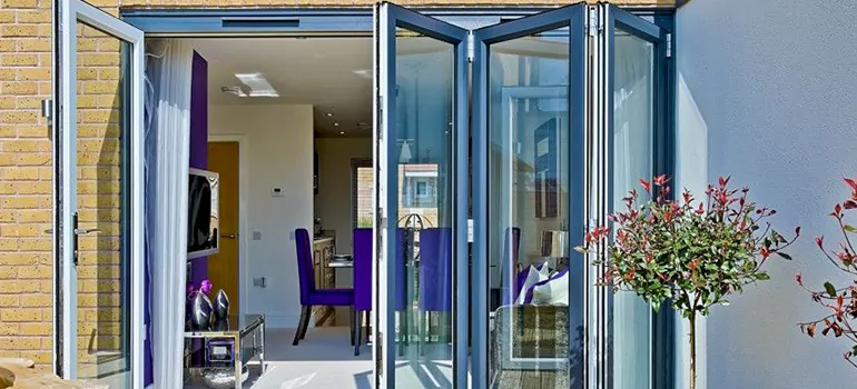 Commercial Door Glass Repair in Surrey, BC